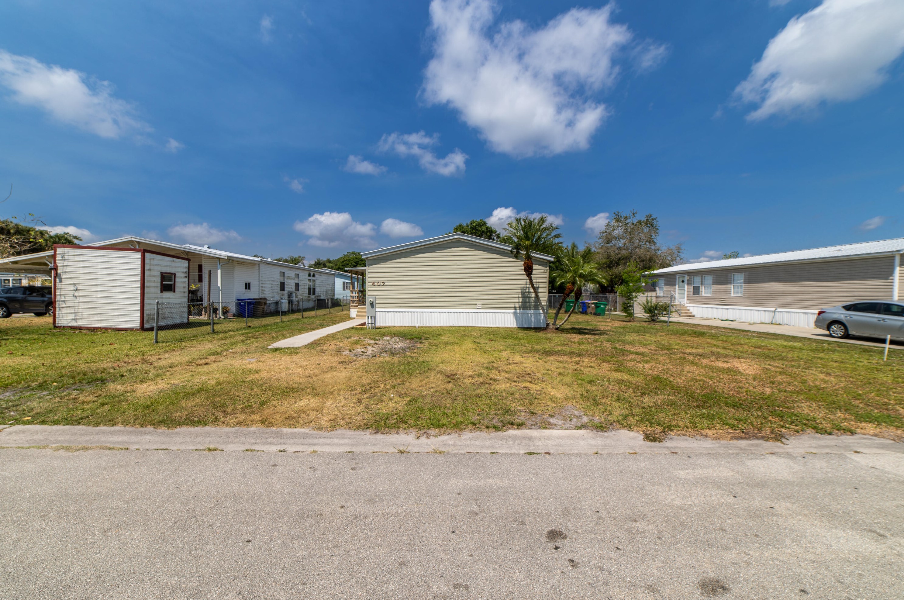 407 9 Ave, Okeechobee FL 34972-4511 exterior