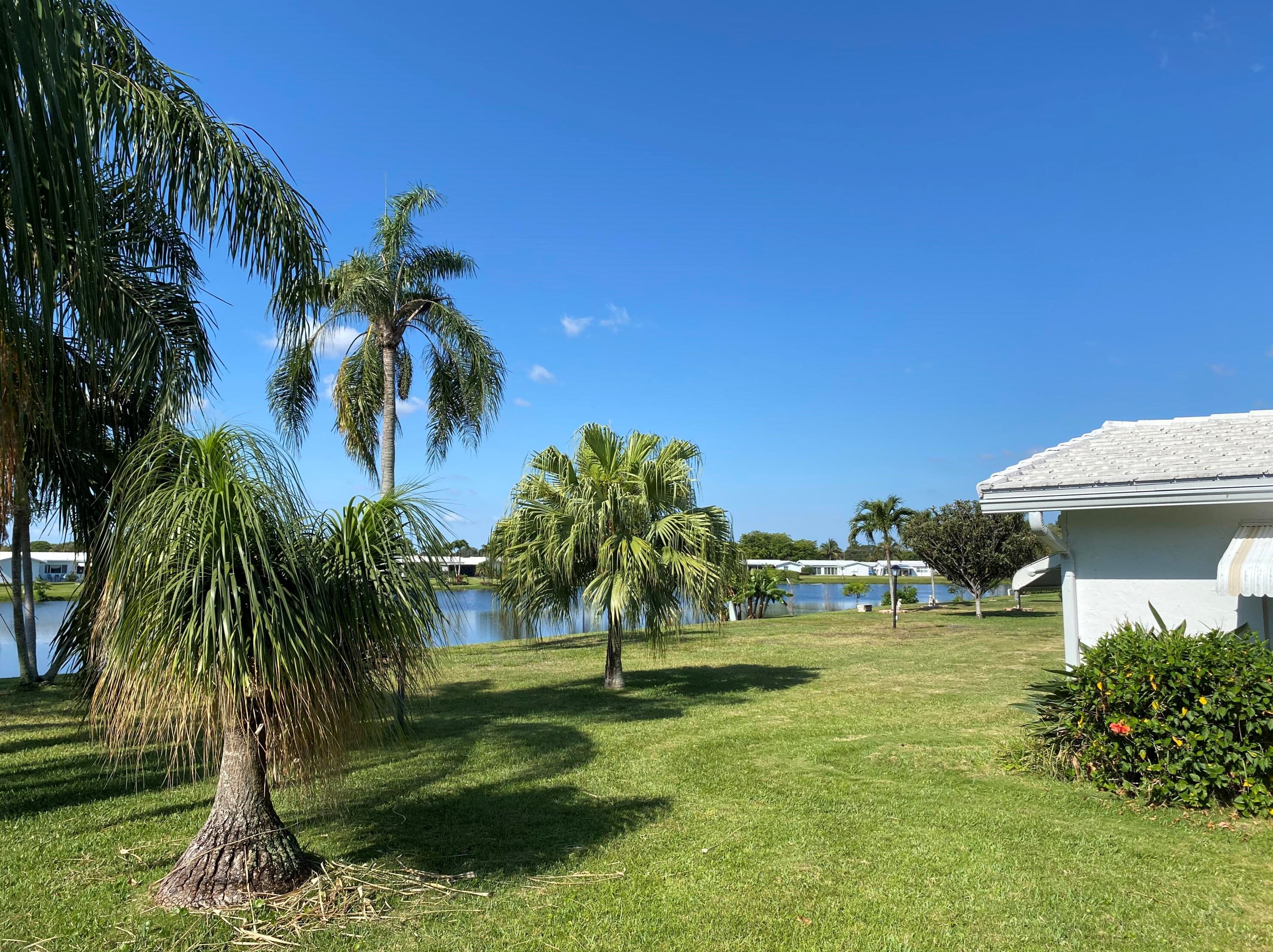 1810 19th Ave, Boynton Beach, FL 33426-6509