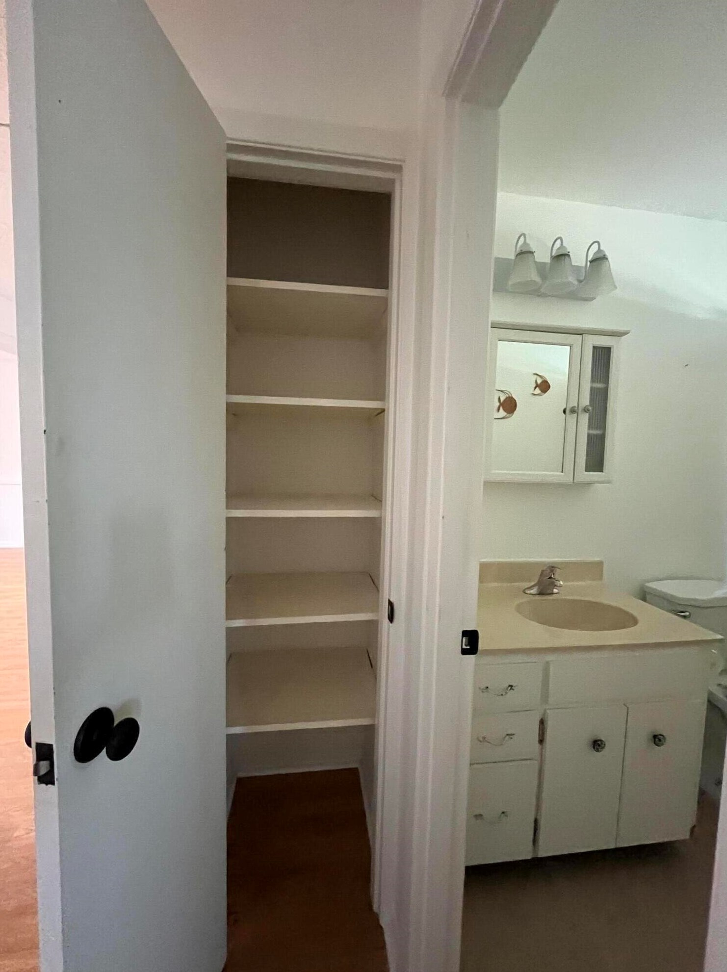 1933 Robalo Dr, Vero Beach FL  32960-5240 exterior