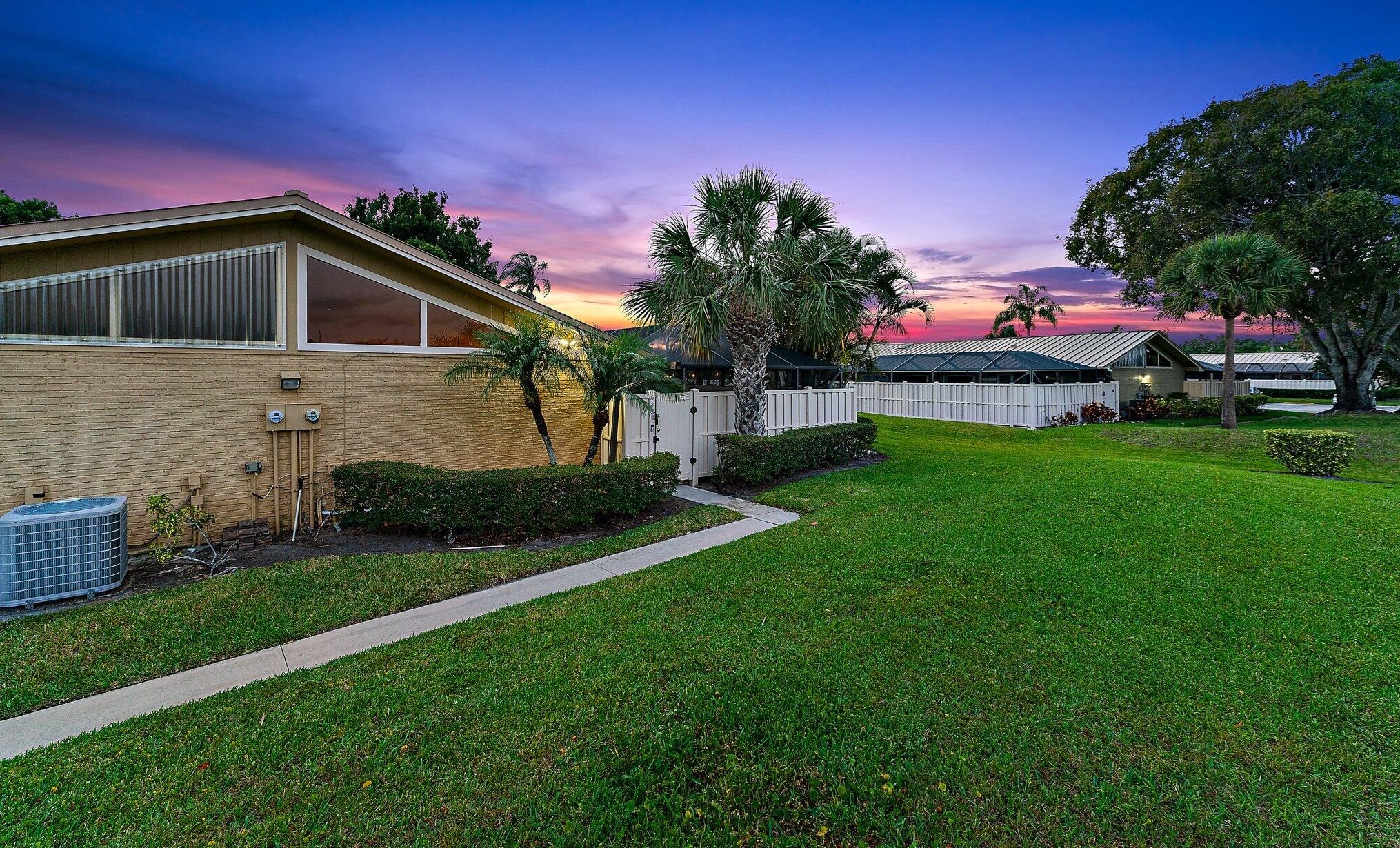 5870 Golden Eagle Cir, West Palm Beach, FL 33418-1527