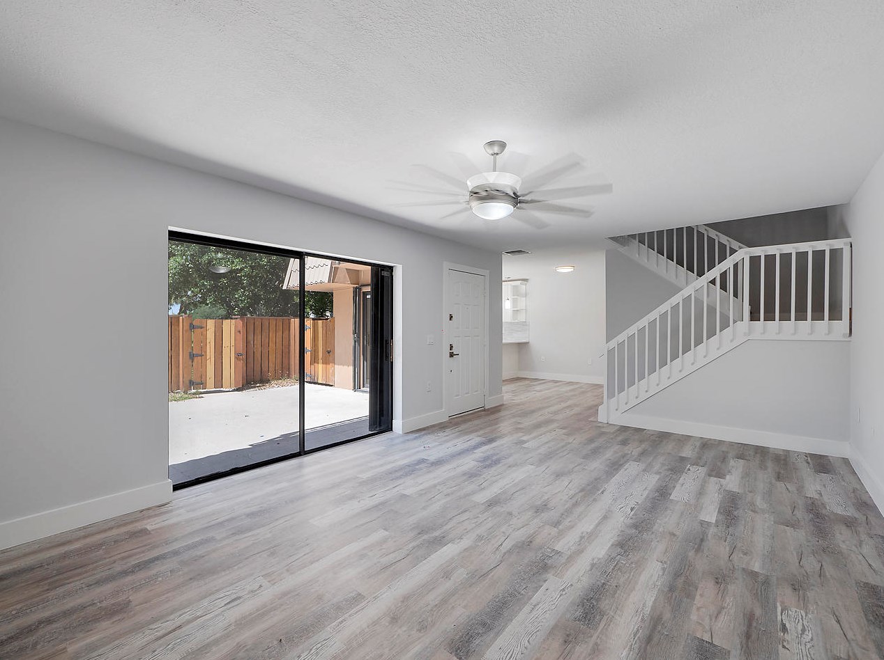 5904 59th Way, West Palm Beach, FL 33409-7134