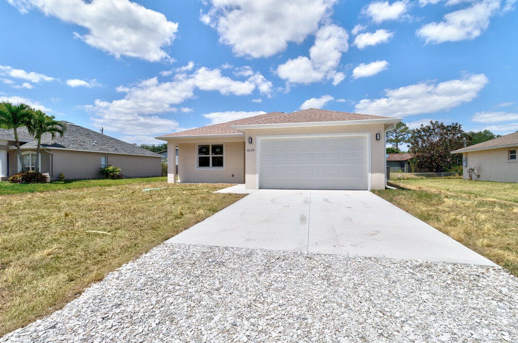 8155 103rd Ave, Vero Beach, FL 32967-3694