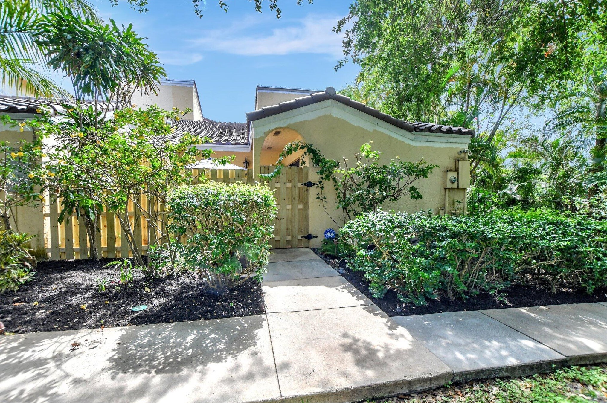 22382 Pineapple Walk Dr, Boca Raton, FL 33433-5550