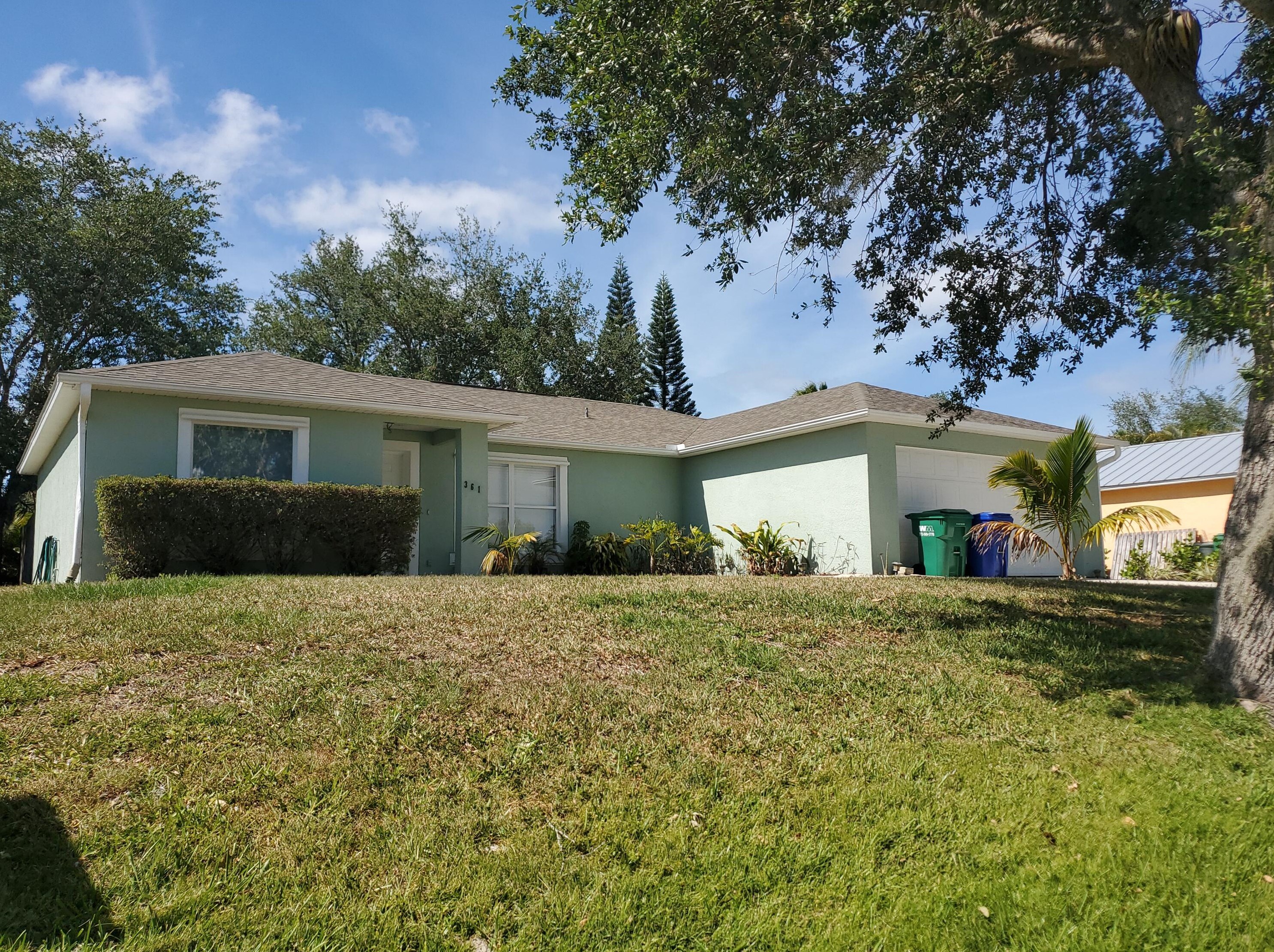 361 Bayfront Ter, Sebastian, FL 32958-5507