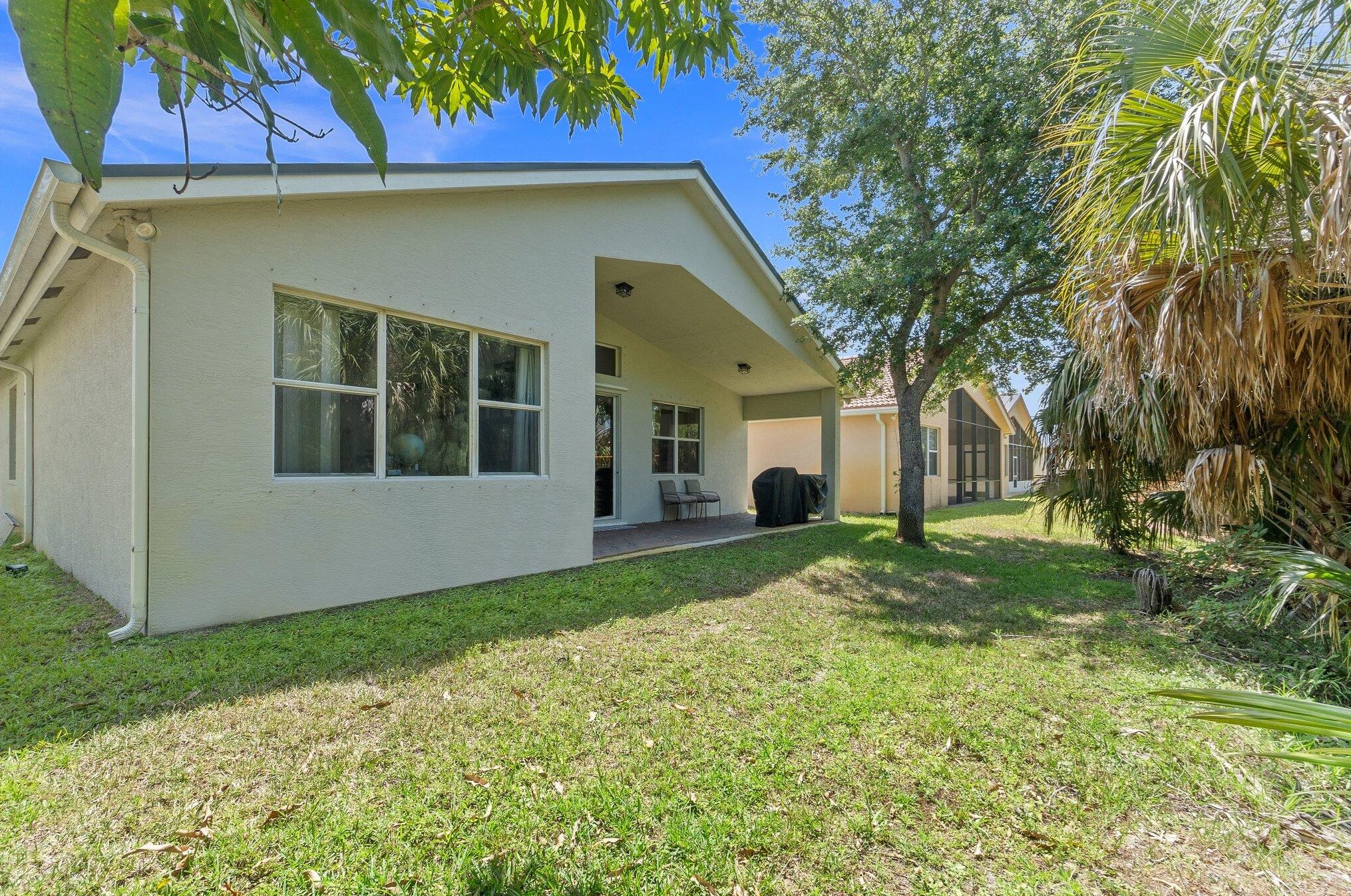 2238 Newport Isles Blvd, Fort Pierce FL  34953-4577 exterior