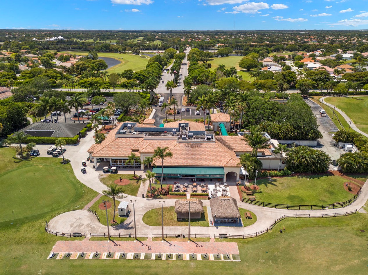 5989 Las Colinas Cir, Lake Worth FL  33463-6558 exterior