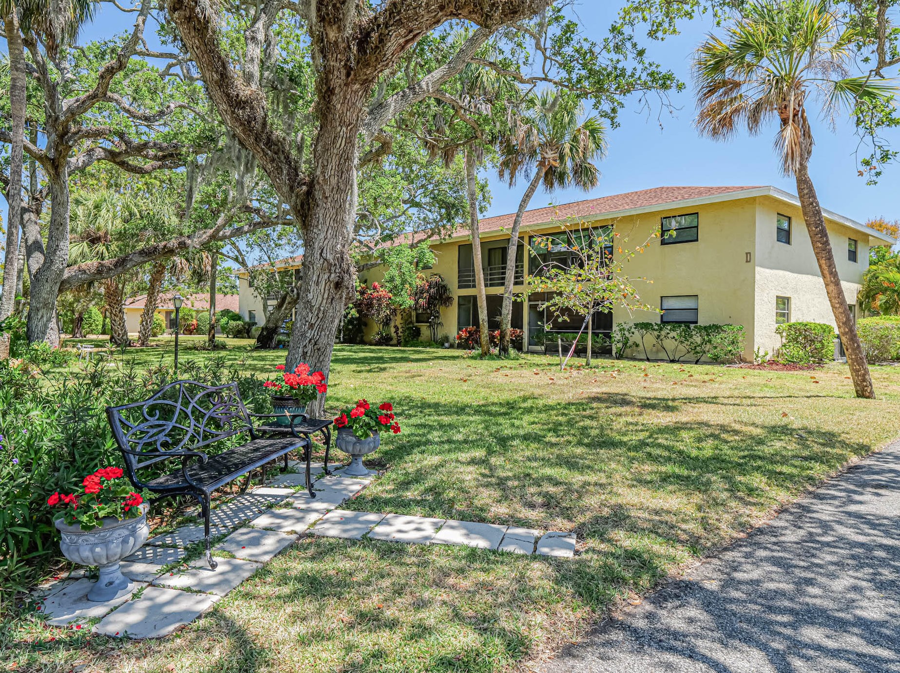 400 18th St, Vero Beach FL  32960-5666 exterior