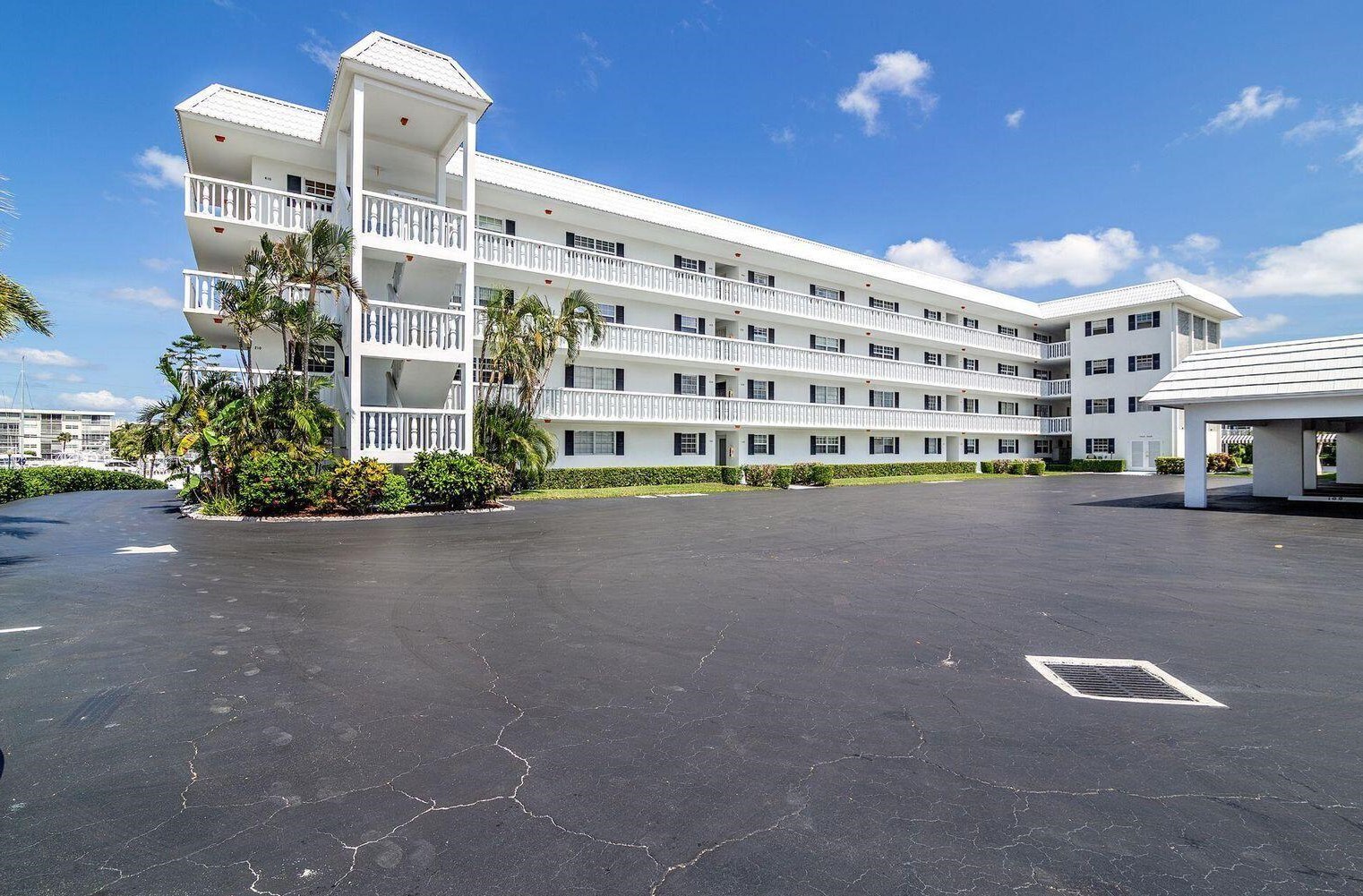907 Marina Dr, West Palm Beach, FL 33408-3946