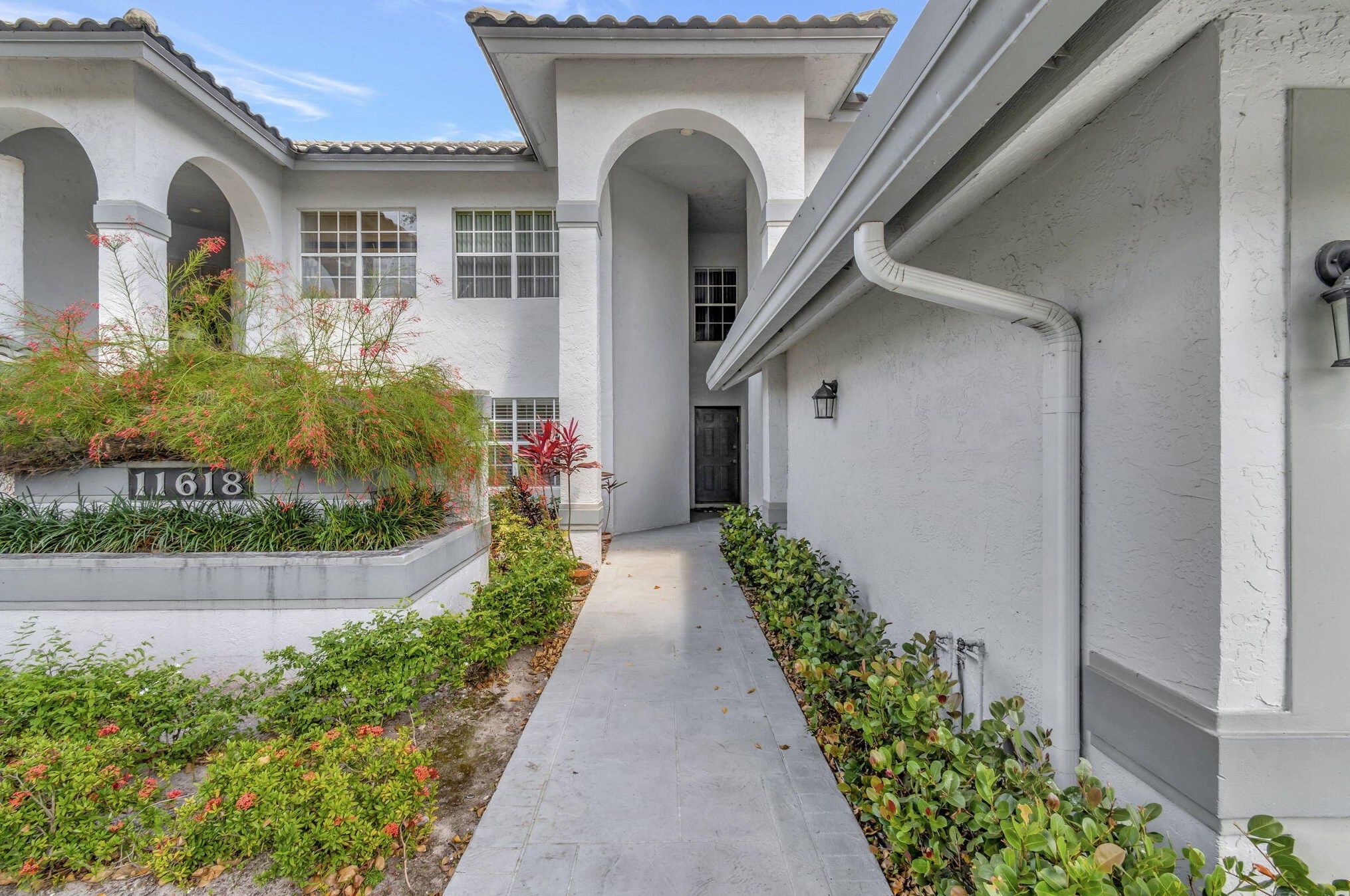 11618 Briarwood Cir, Boynton Beach, FL 33437-1909