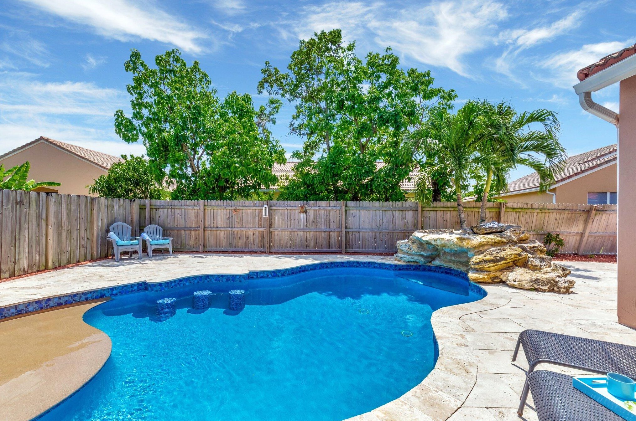 9293 Cove Point Cir, Boynton Beach FL  33472-2765 exterior