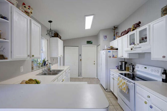 1817 M St, Lake Worth, FL 33460-6624