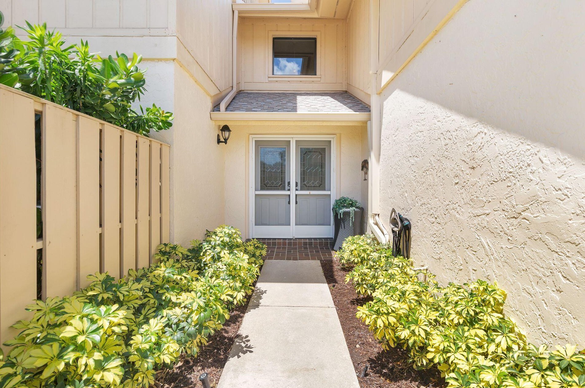16967 Waterbend Dr, Jupiter, FL 33477-5832