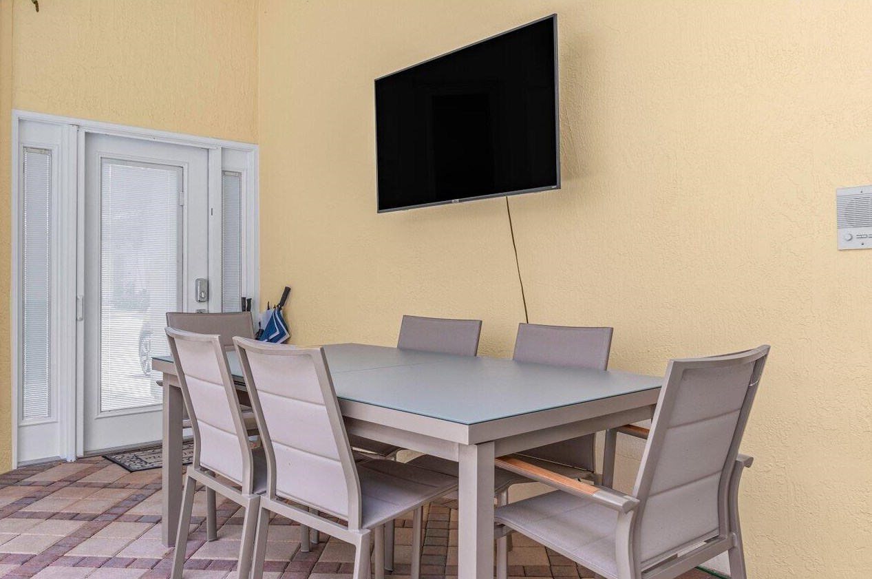 9680 Vineyard Ct, Boca Raton FL 33428-4346 exterior