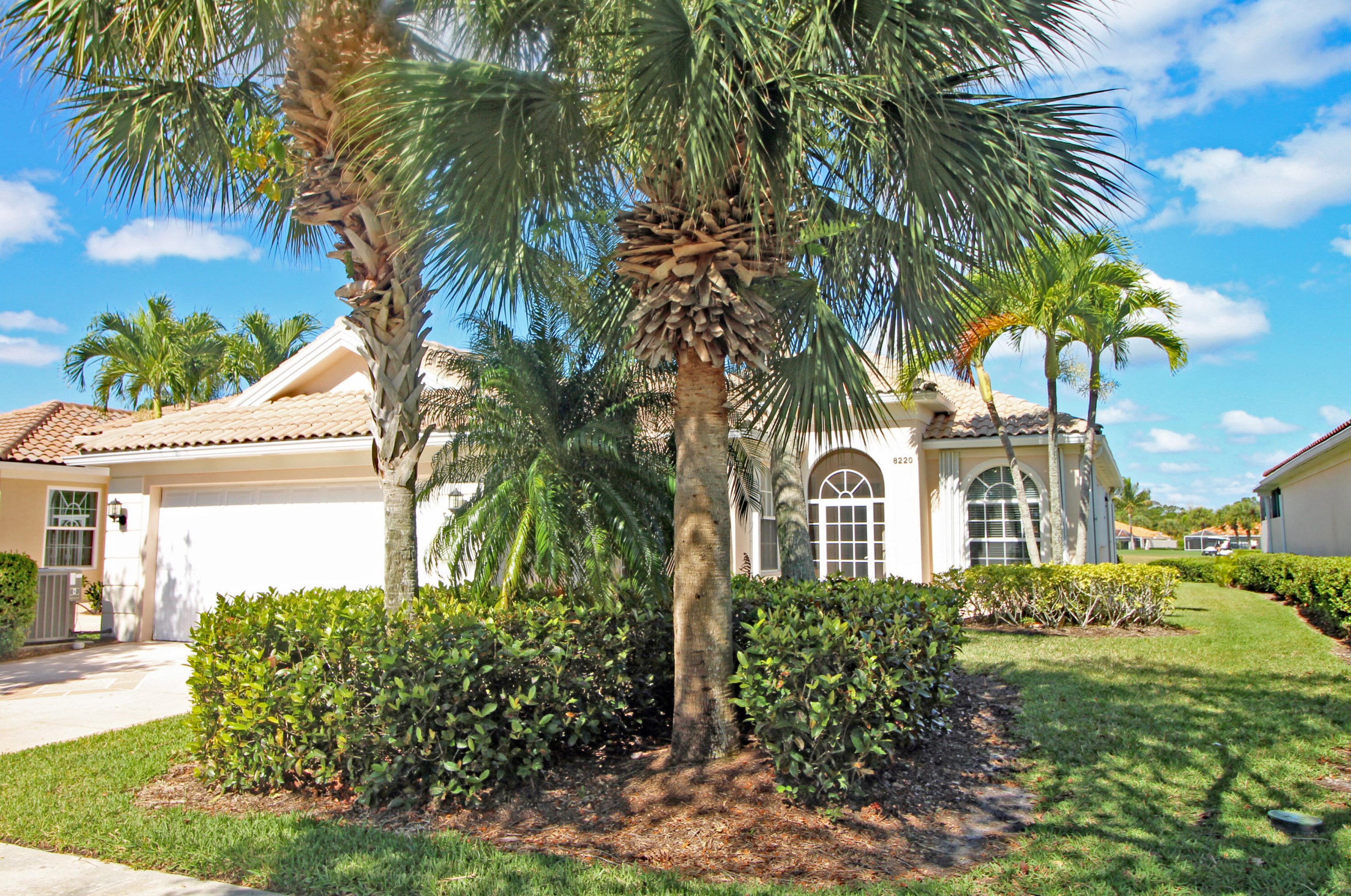 8220 Se Palm Hammock Ln, Hobe Sound, FL 33455