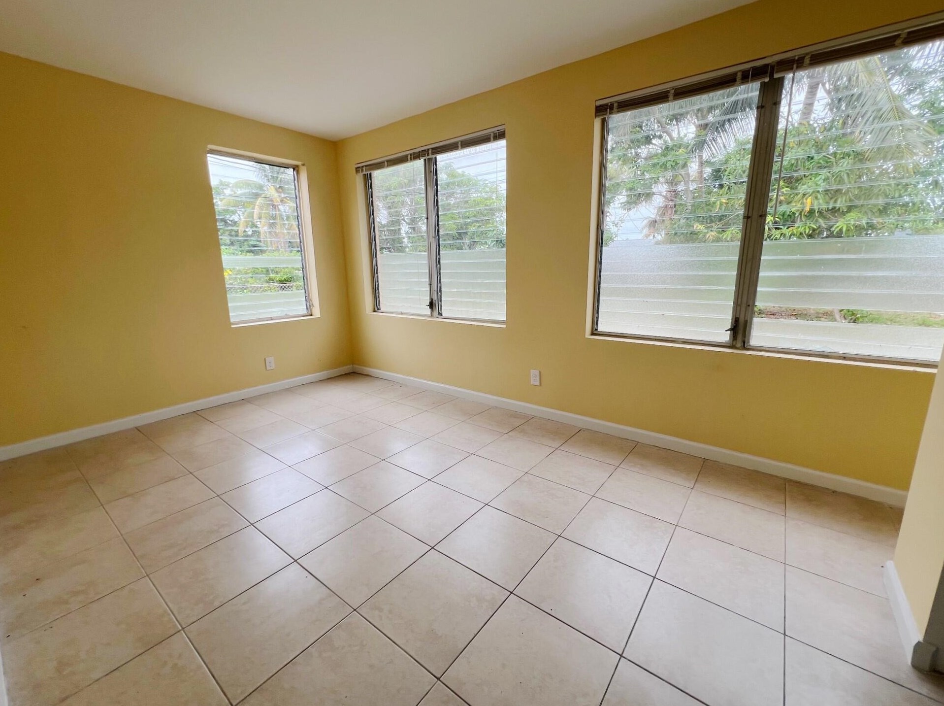 117 Atlantic Dr, Boynton Beach FL  33435-1646 exterior