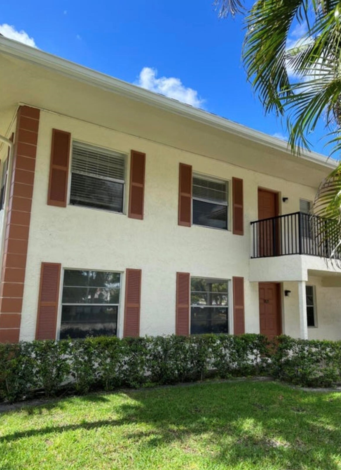 9837 Three Lakes Cir, Boca Raton, FL 33428-6202