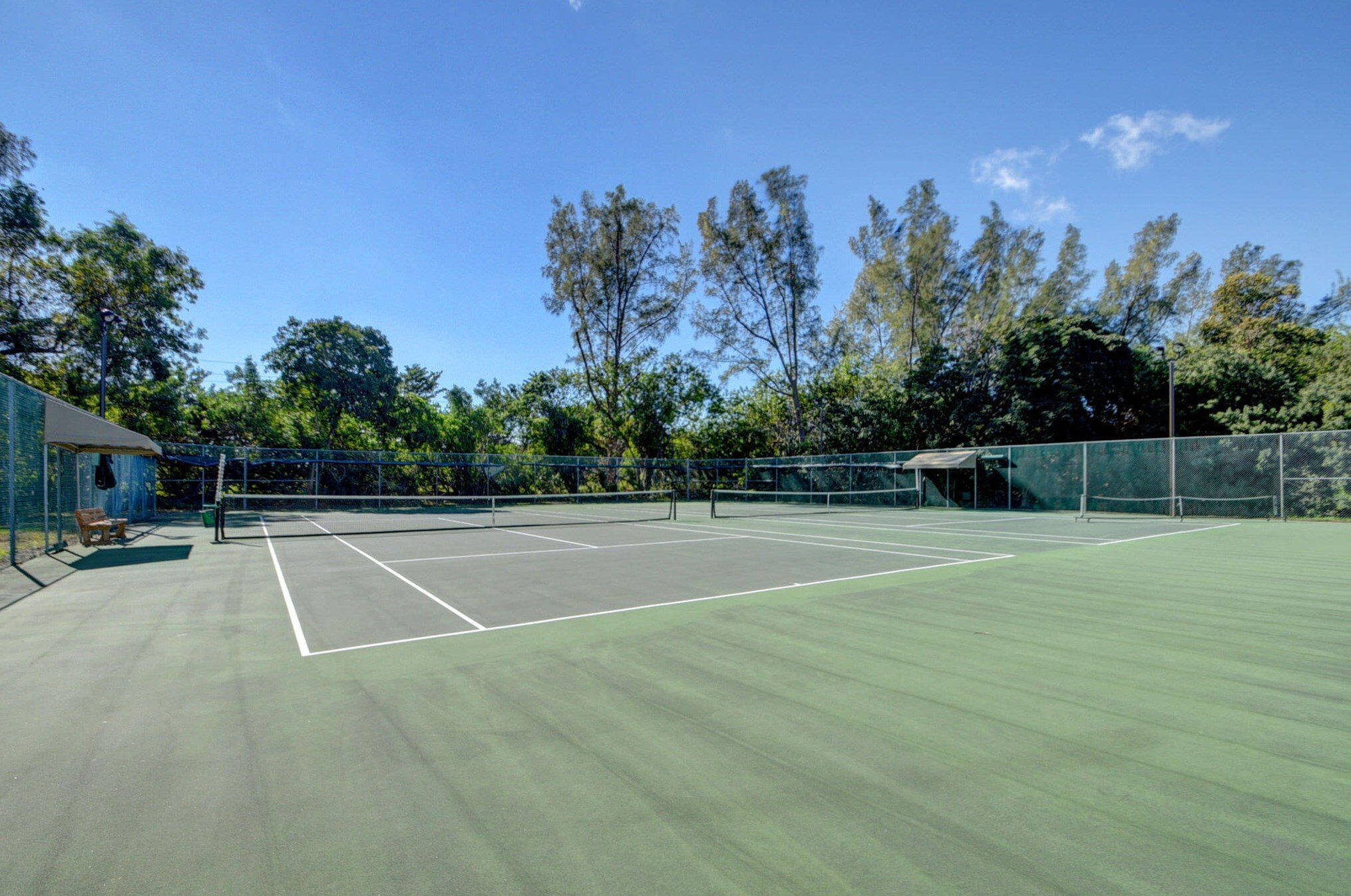 5935 Parkwalk Dr, Boynton Beach FL  33472-2325 exterior