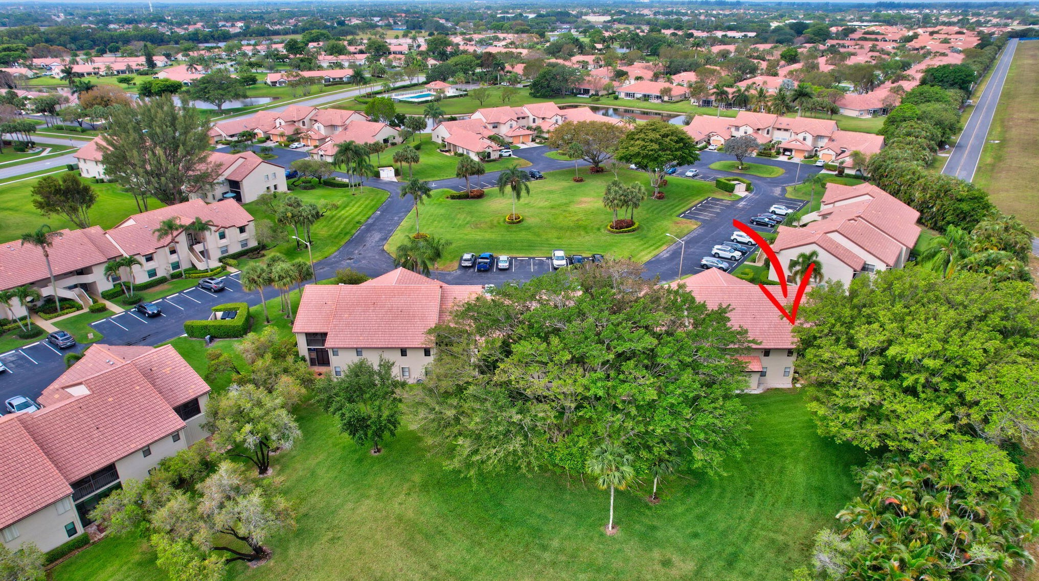 5935 Parkwalk Dr, Boynton Beach FL  33472-2325 exterior