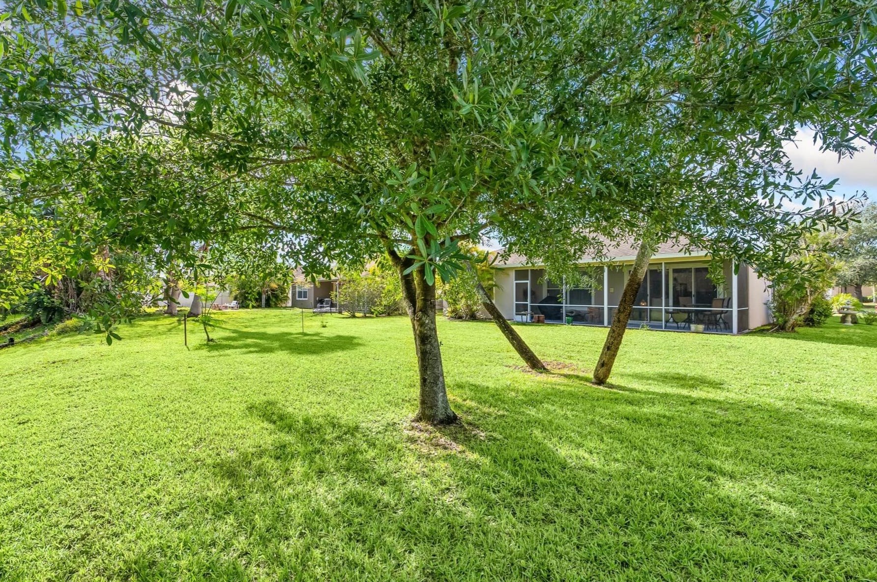 6080 46 Ln, Vero Beach FL  32967-6318 exterior