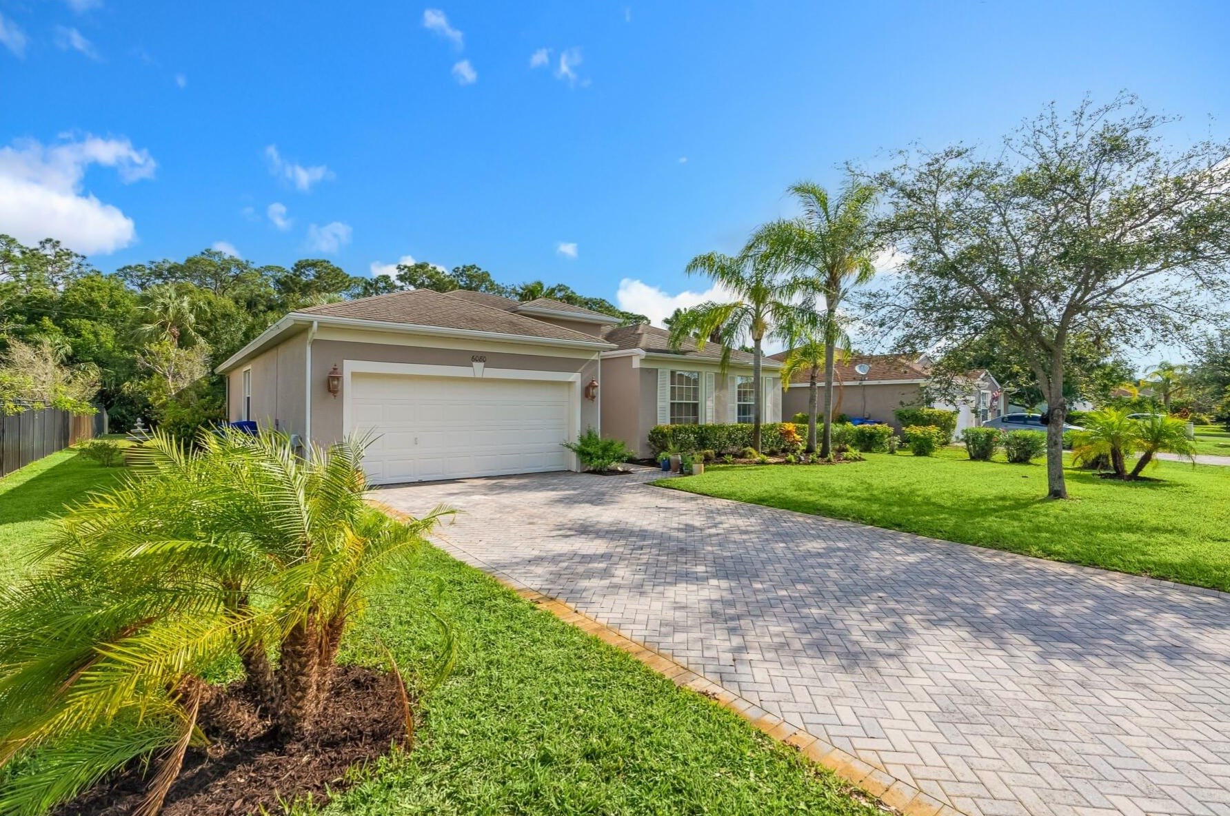 6080 46 Ln, Vero Beach FL  32967-6318 exterior