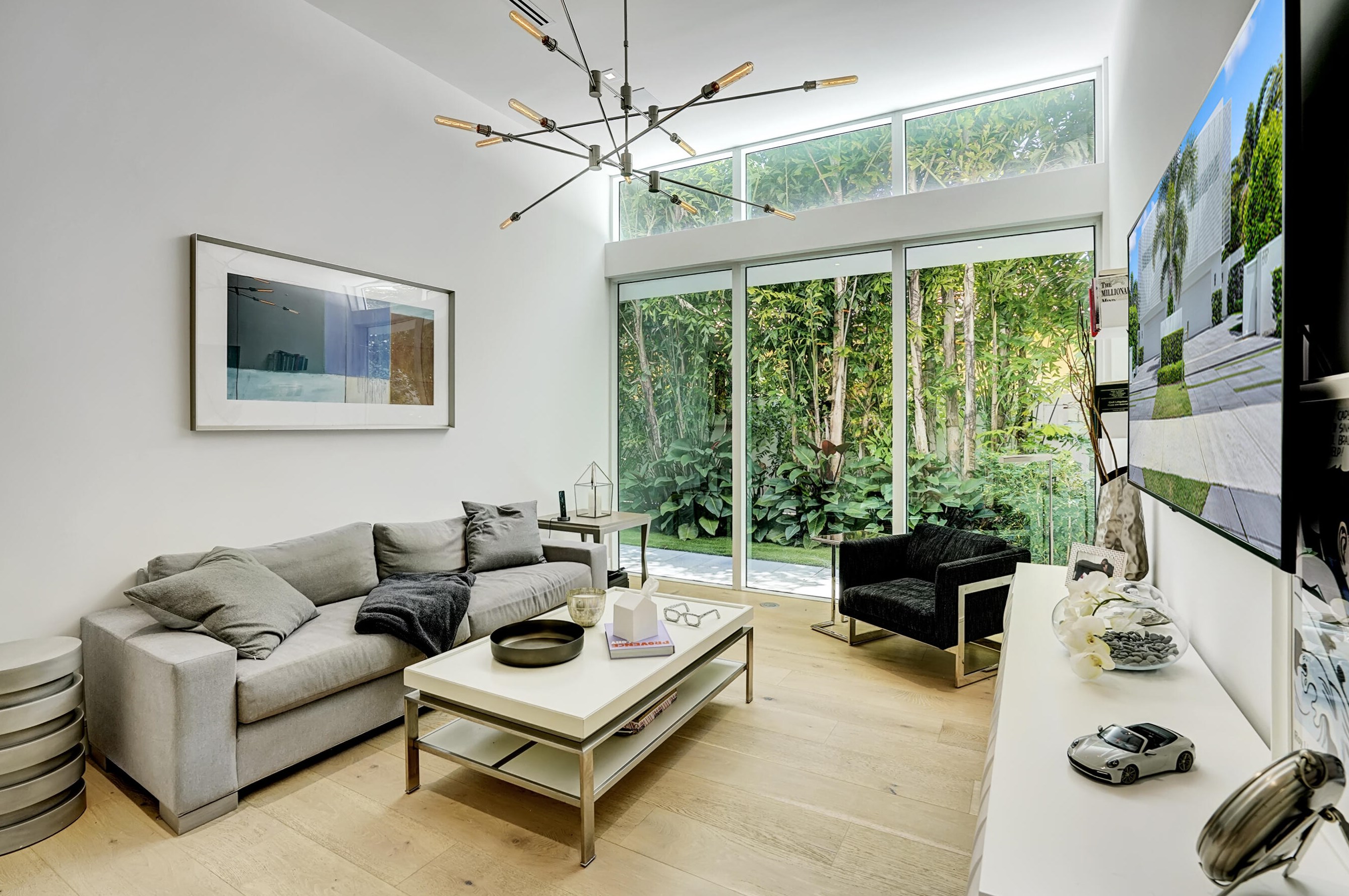 233 7 Ave, Delray Beach FL 33483-5518 exterior