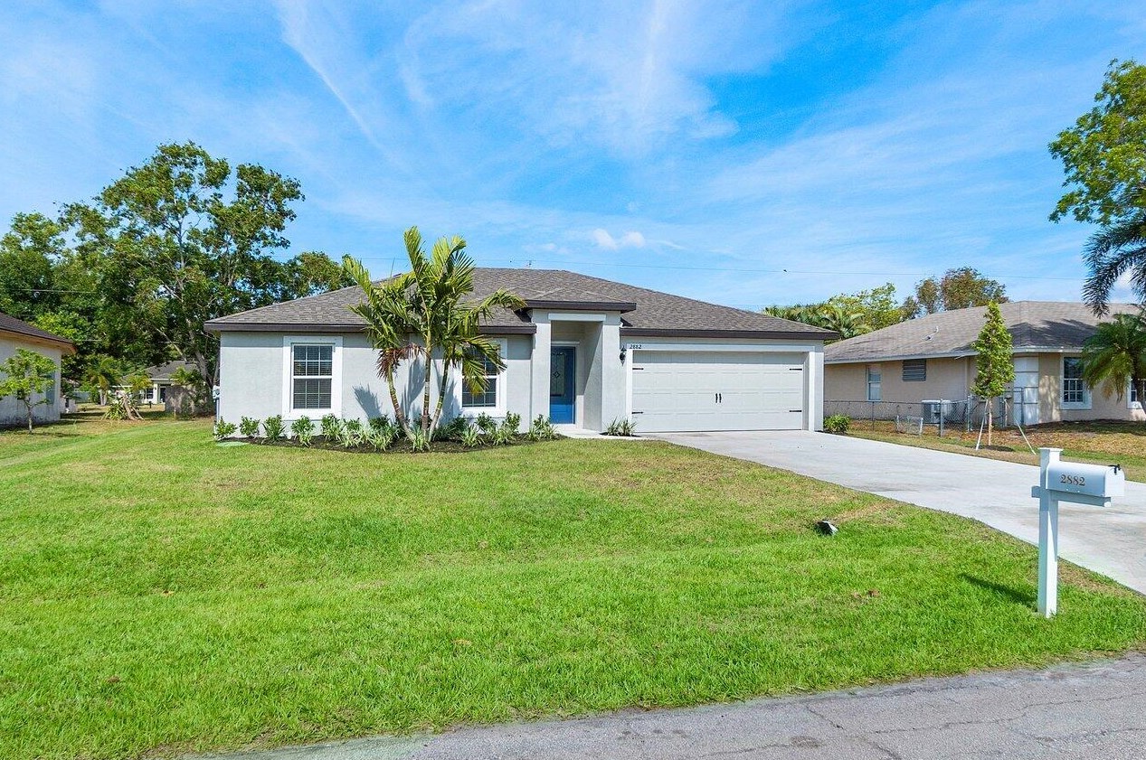 2882 Fluvia St, Fort Pierce, FL 34953-4441
