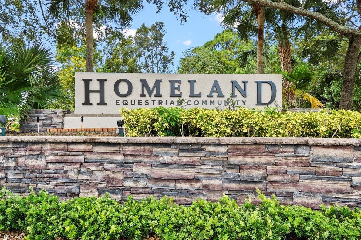 5238 Duckweed Rd, Lake Worth FL  33449-8469 exterior