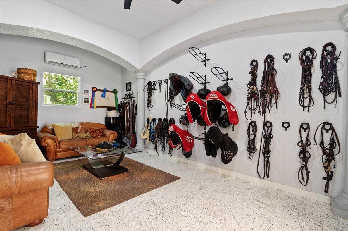 5238 Duckweed Rd, Lake Worth FL  33449-8469 exterior