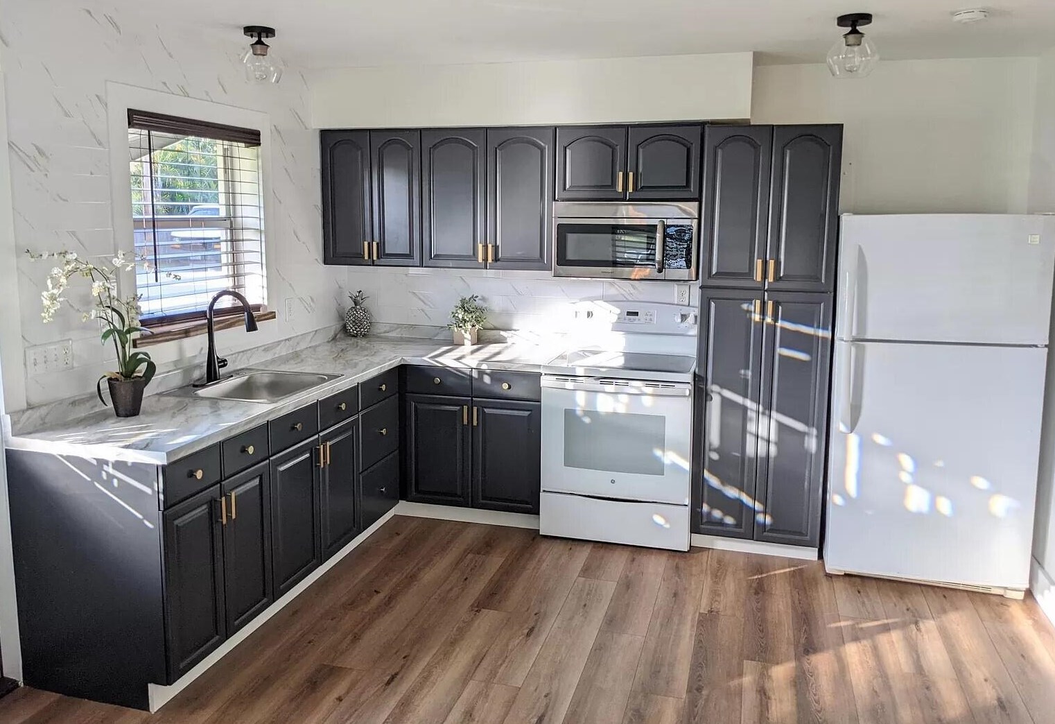 2708 Hinda Rd, West Palm Beach, FL 33403-1449