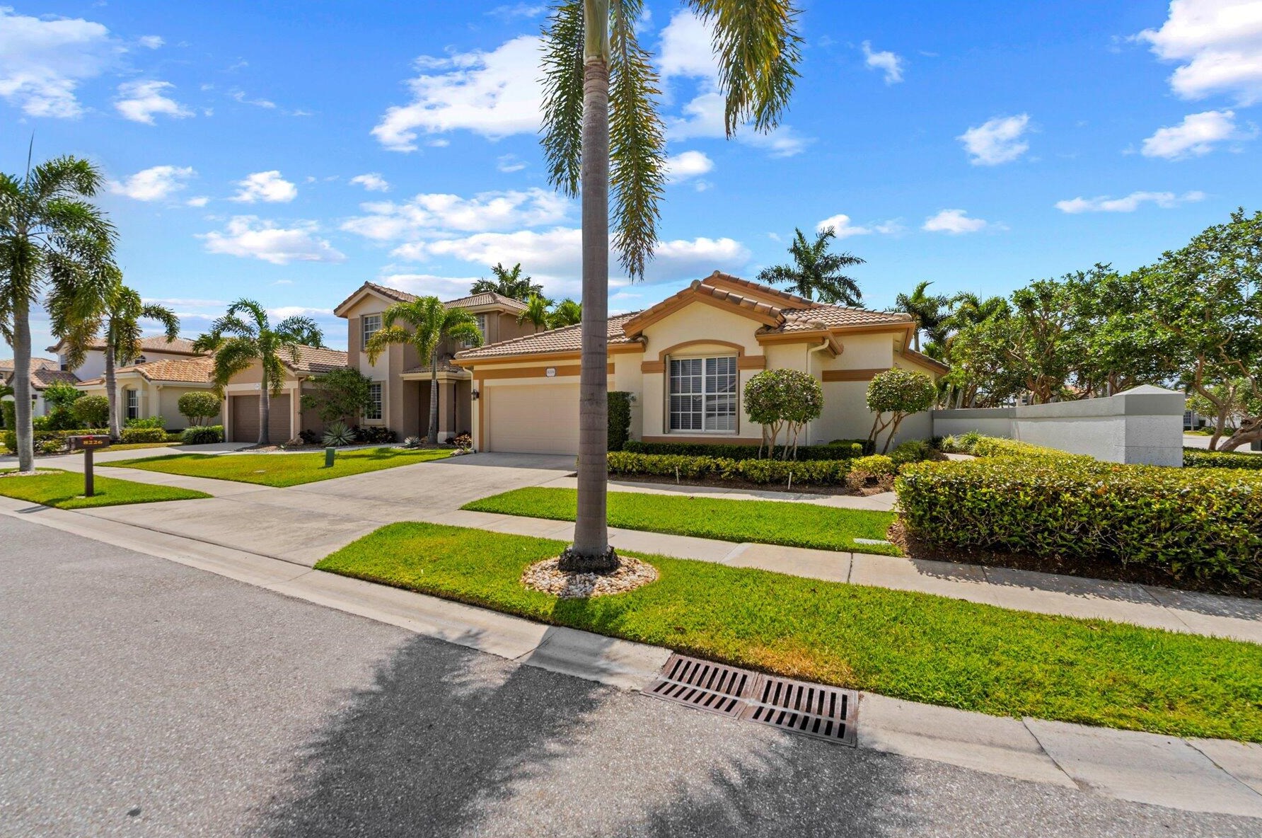 8226 Quail Meadow Way, West Palm Beach, FL 33412-1515
