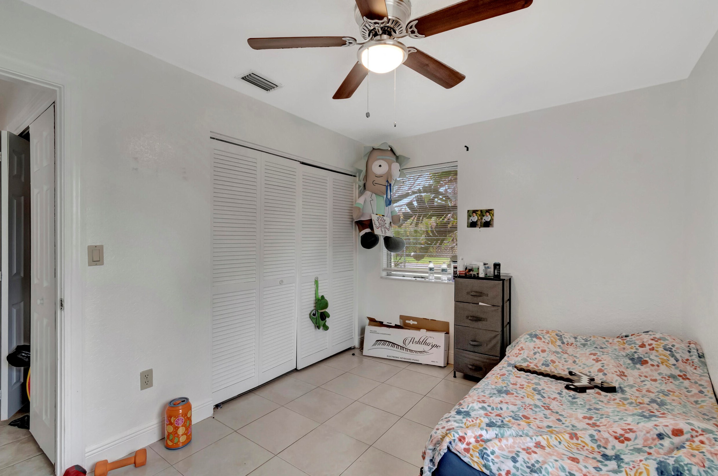 3856 7th Ave, Lake Worth FL  33461-2826 exterior