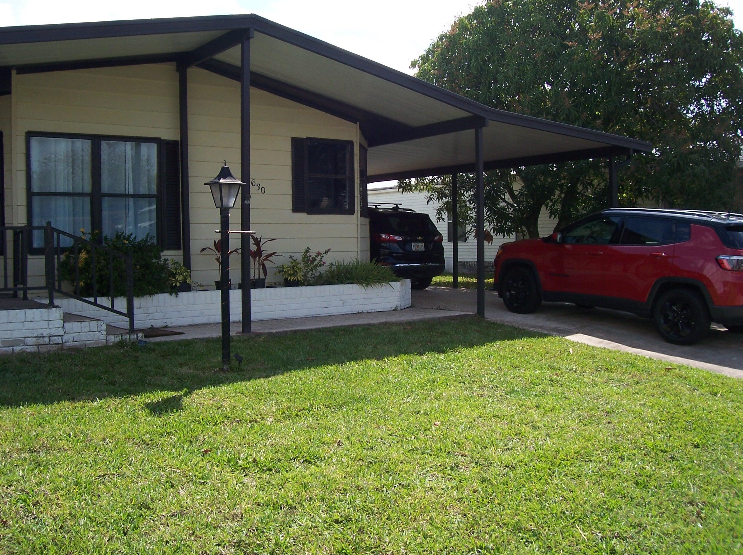 630 Sun Ray Ct, Boynton Beach, FL 33436-1821
