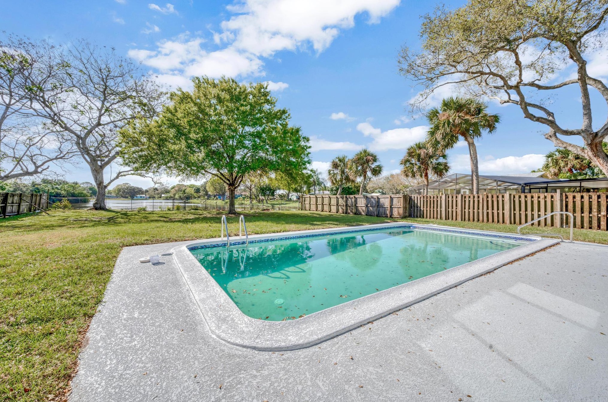 7603 Santa Rosa Pkwy, Fort Pierce FL  34951-1751 exterior