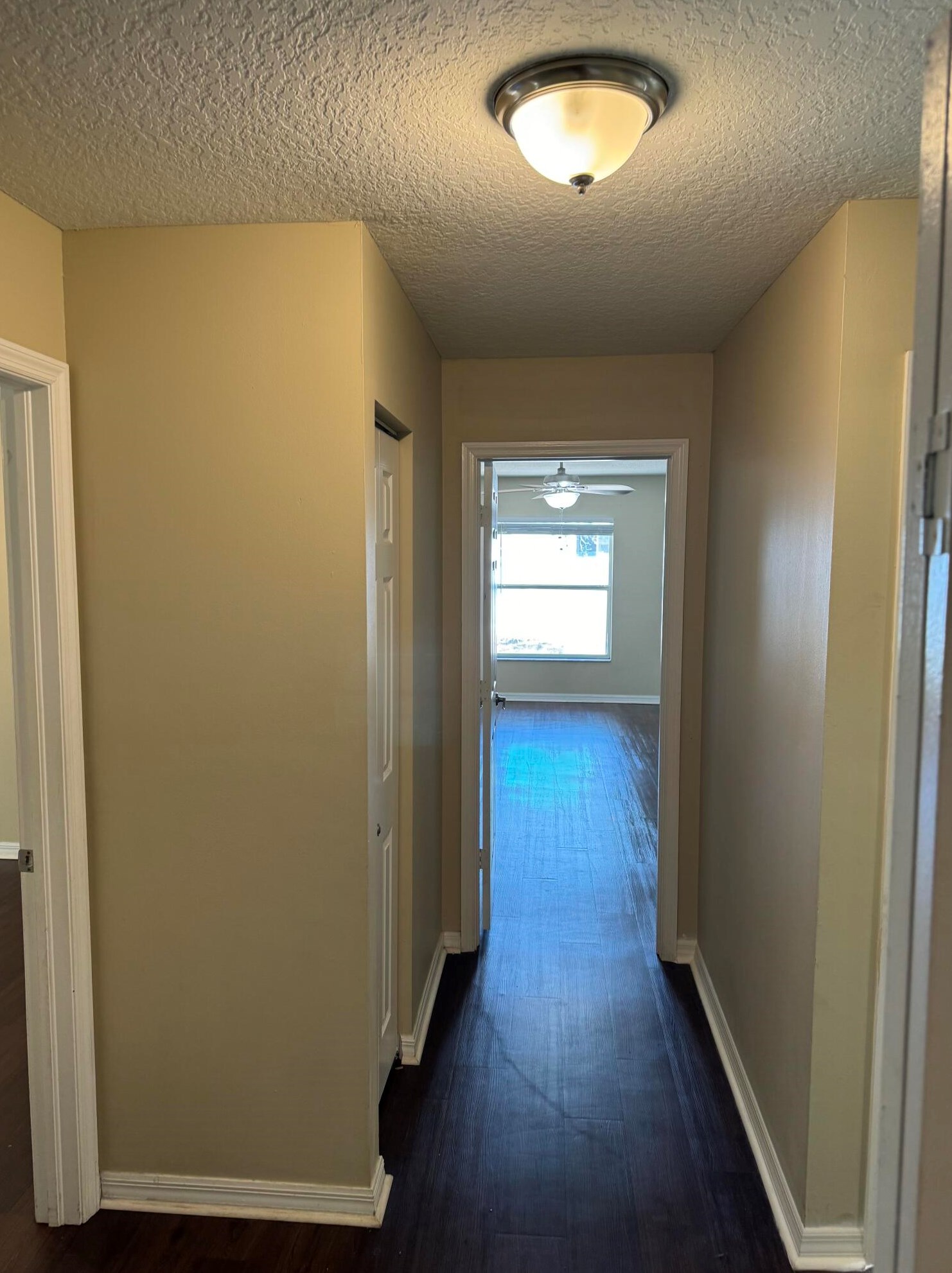1925 Aladdin St, Fort Pierce, FL 34953-1716
