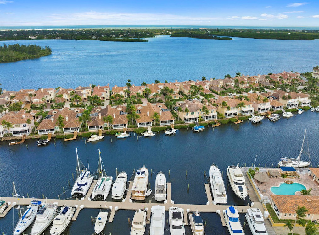 5510 Hbr Vlg Dr, Vero Beach FL  32967-7369 exterior