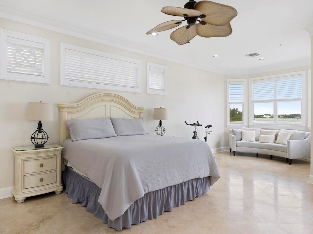 5510 Hbr Vlg Dr, Vero Beach FL  32967-7369 exterior