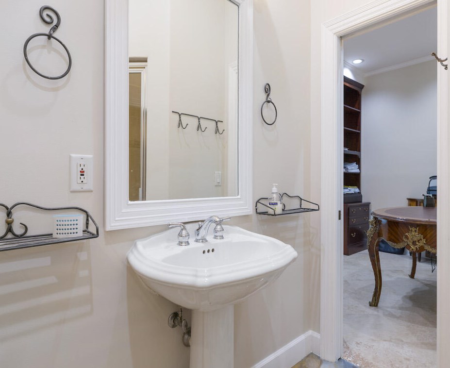 5510 Hbr Vlg Dr, Vero Beach FL  32967-7369 exterior