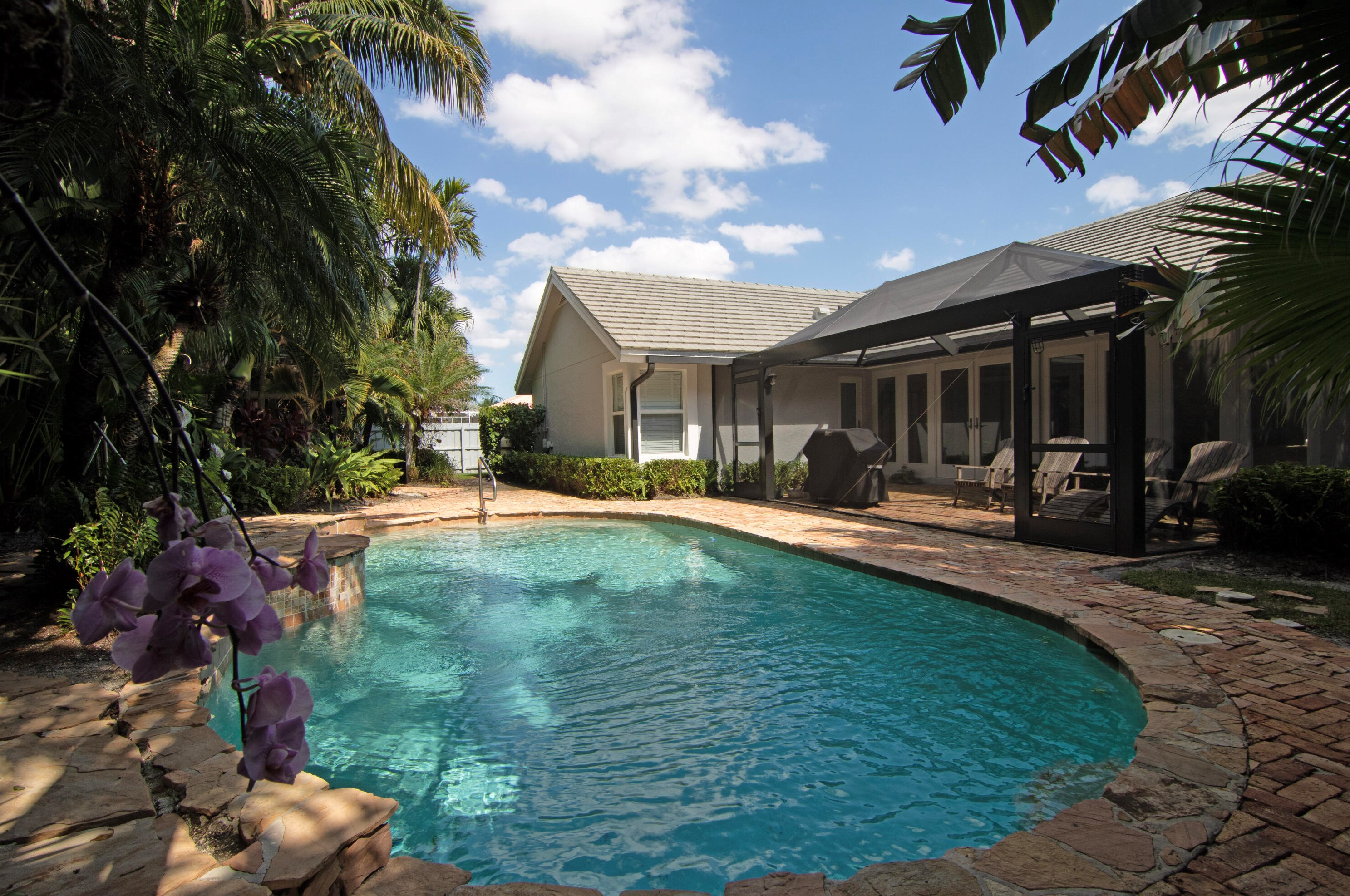 13741 Sheffield St, West Palm Beach FL  33414-7643 exterior
