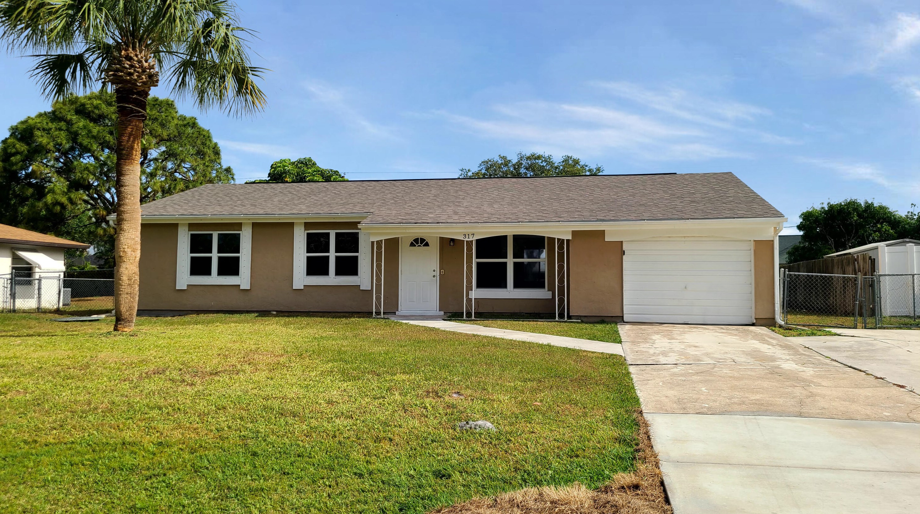 317 Dalva Ave, Fort Pierce, FL 34984-4715
