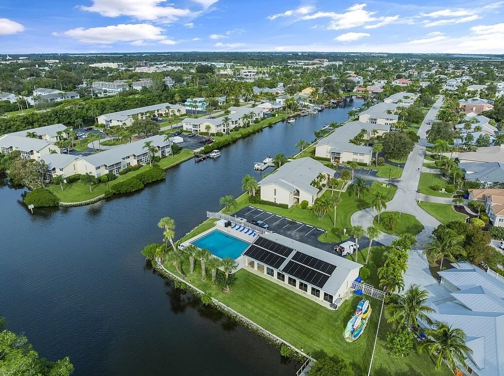 1860 Robalo, Vero Beach, FL 32960
