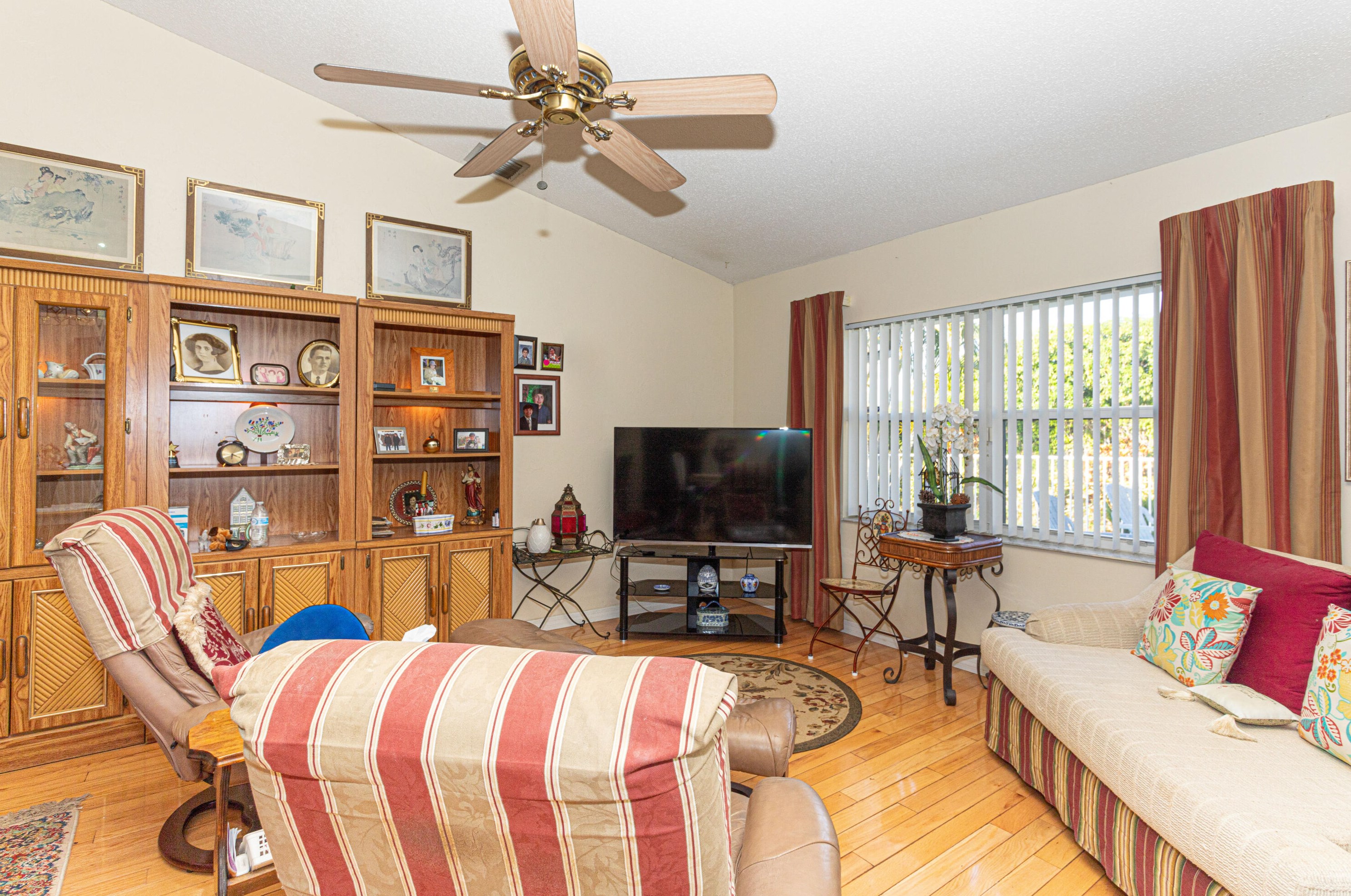 10909 Paso Fino Dr, Lake Worth FL 33449-8010 exterior