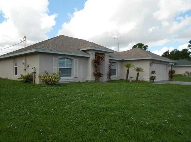 2112 Sw Burlington St, Fort Pierce, FL 34984