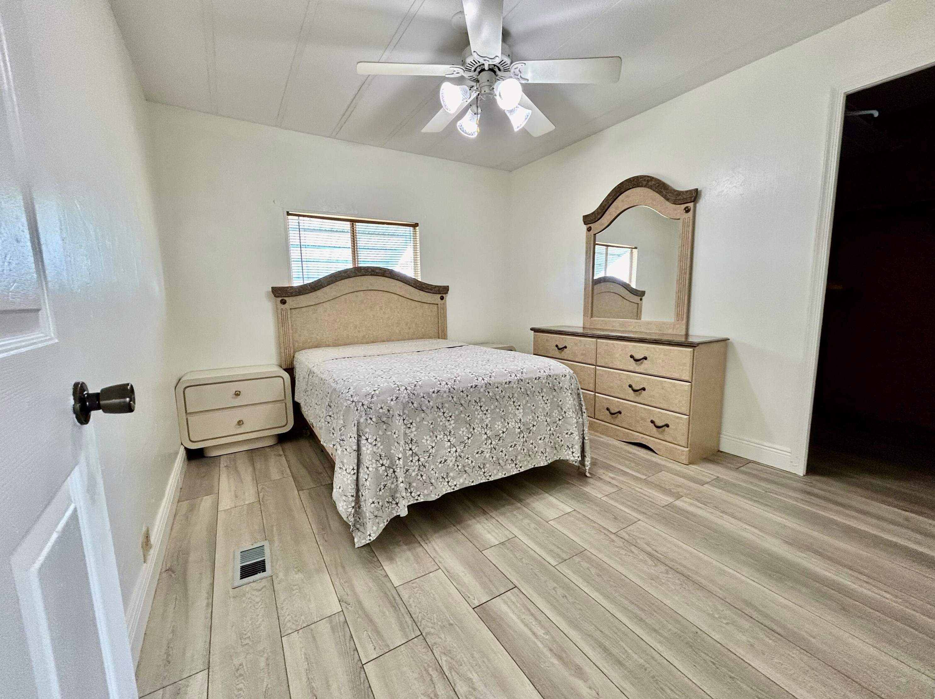 4375 Mockingbird Dr, Boynton Beach FL 33436-2635 exterior