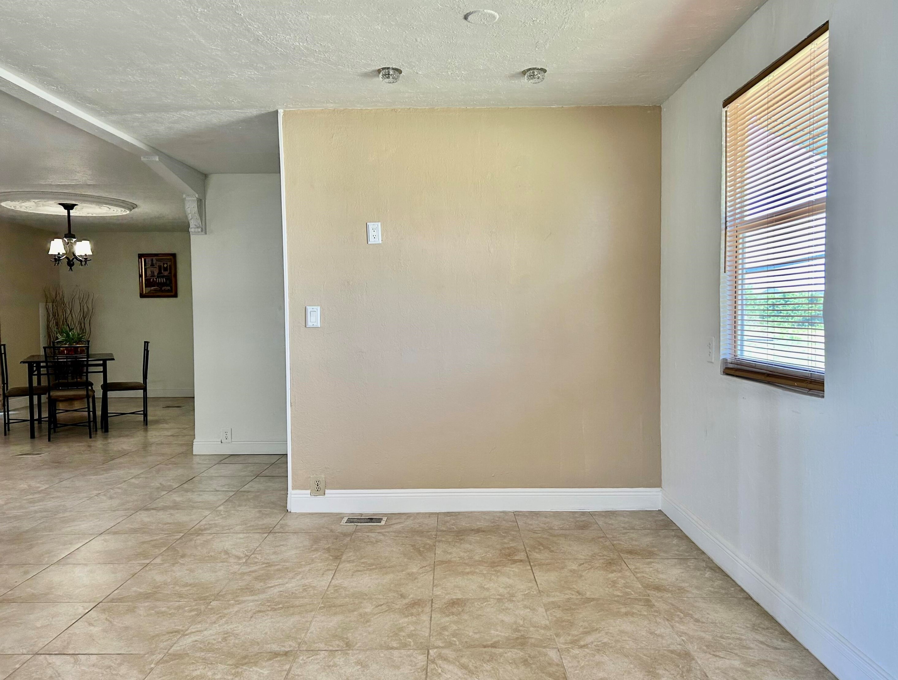 4375 Mockingbird Dr, Boynton Beach FL 33436-2635 exterior