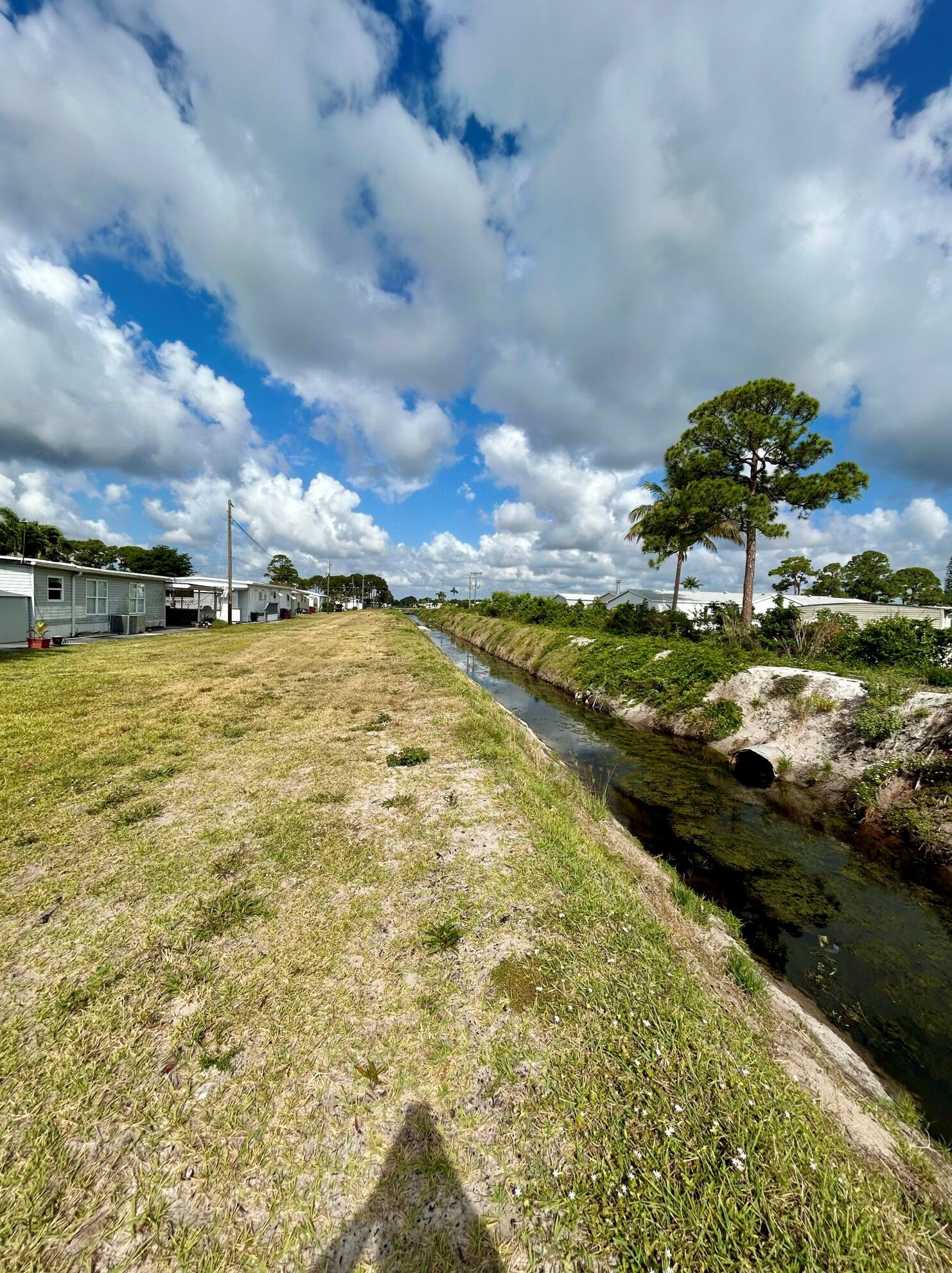 4375 Mockingbird Dr, Boynton Beach FL 33436-2635 exterior