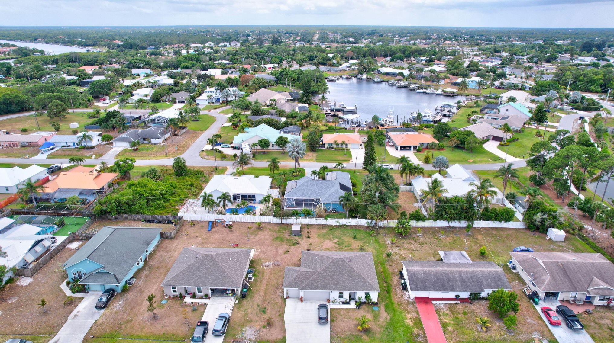 753 Essex Dr, Fort Pierce FL 34984-5216 exterior