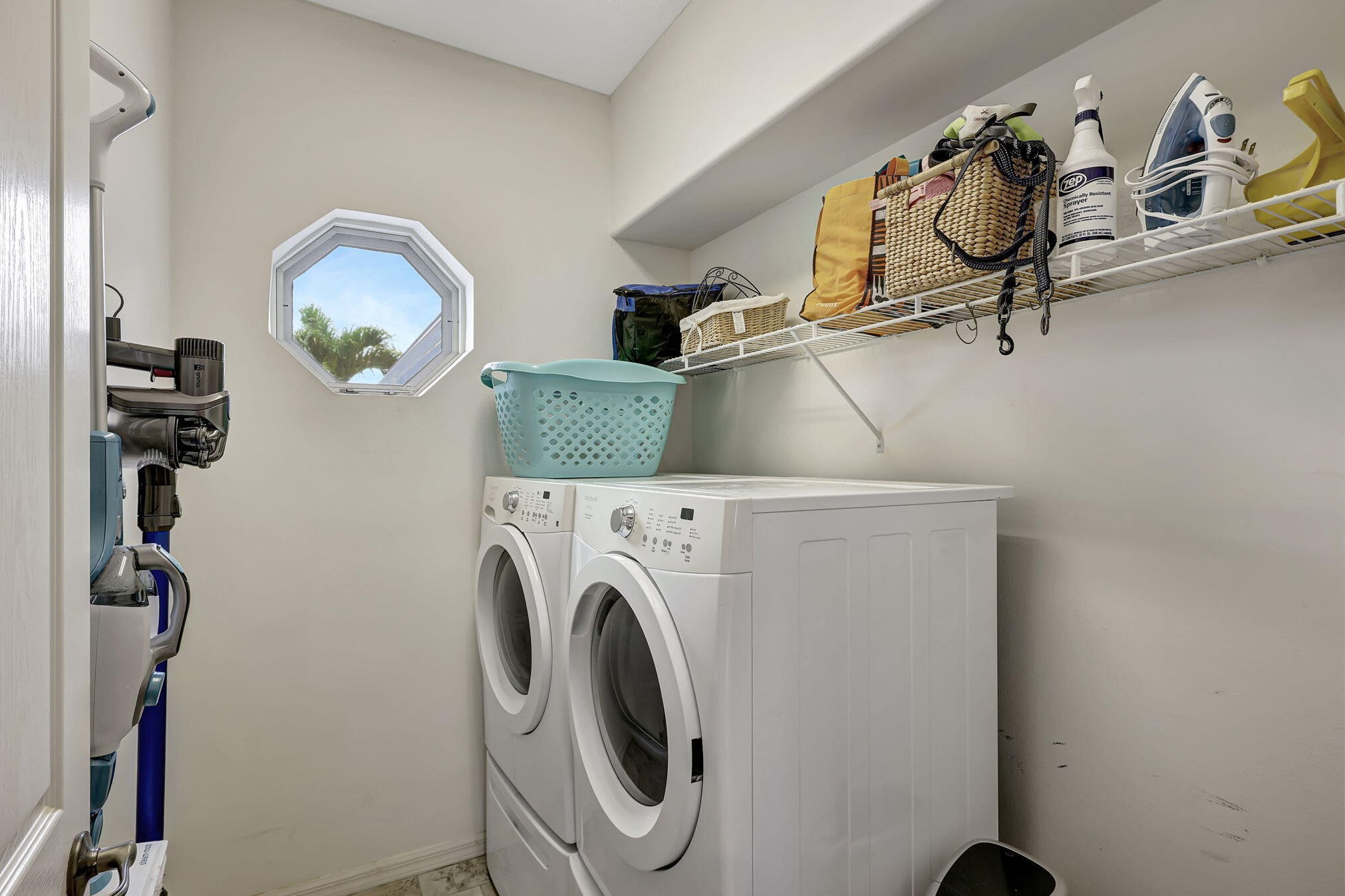 753 Essex Dr, Fort Pierce FL 34984-5216 exterior