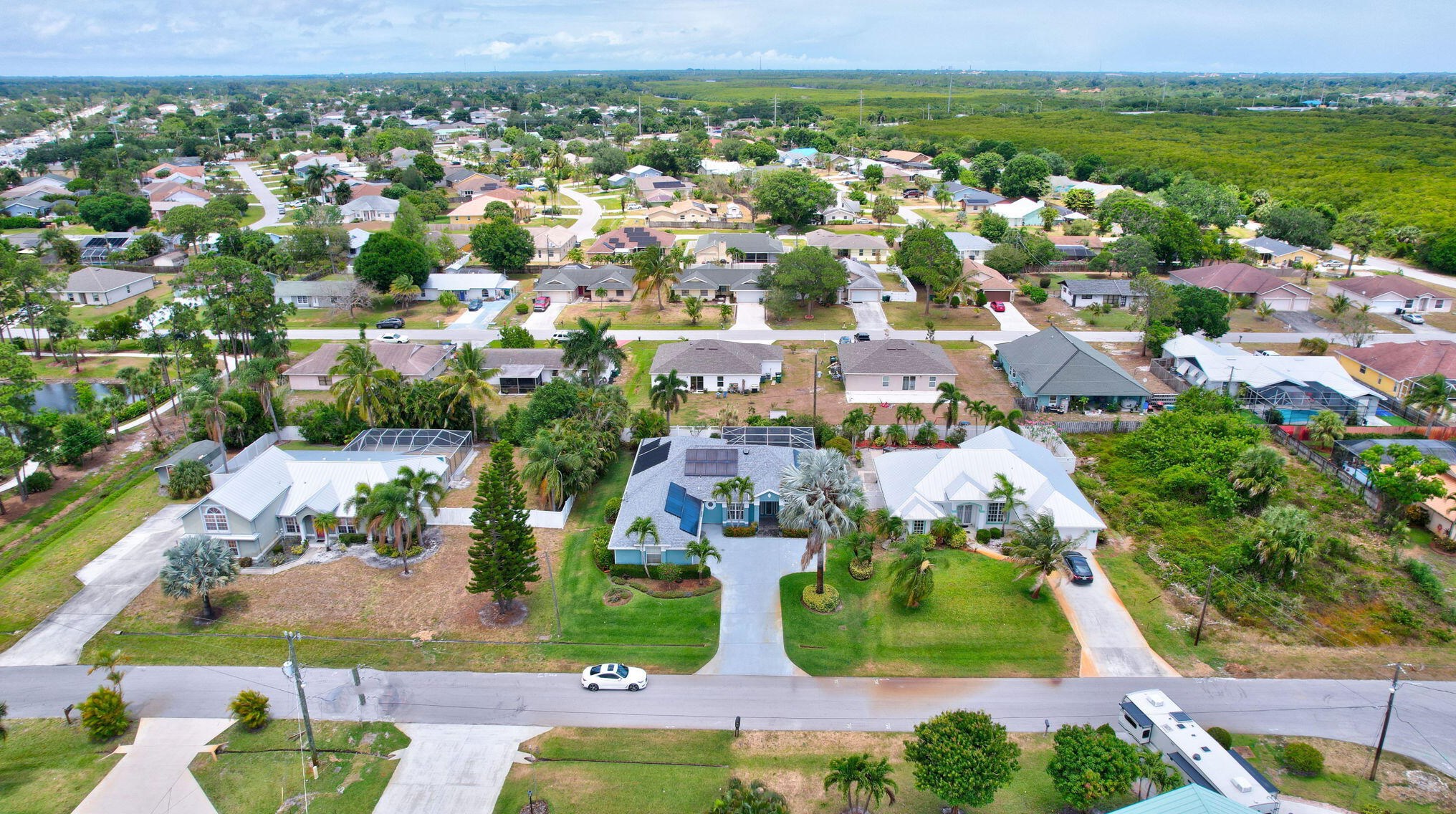 753 Essex Dr, Fort Pierce FL 34984-5216 exterior