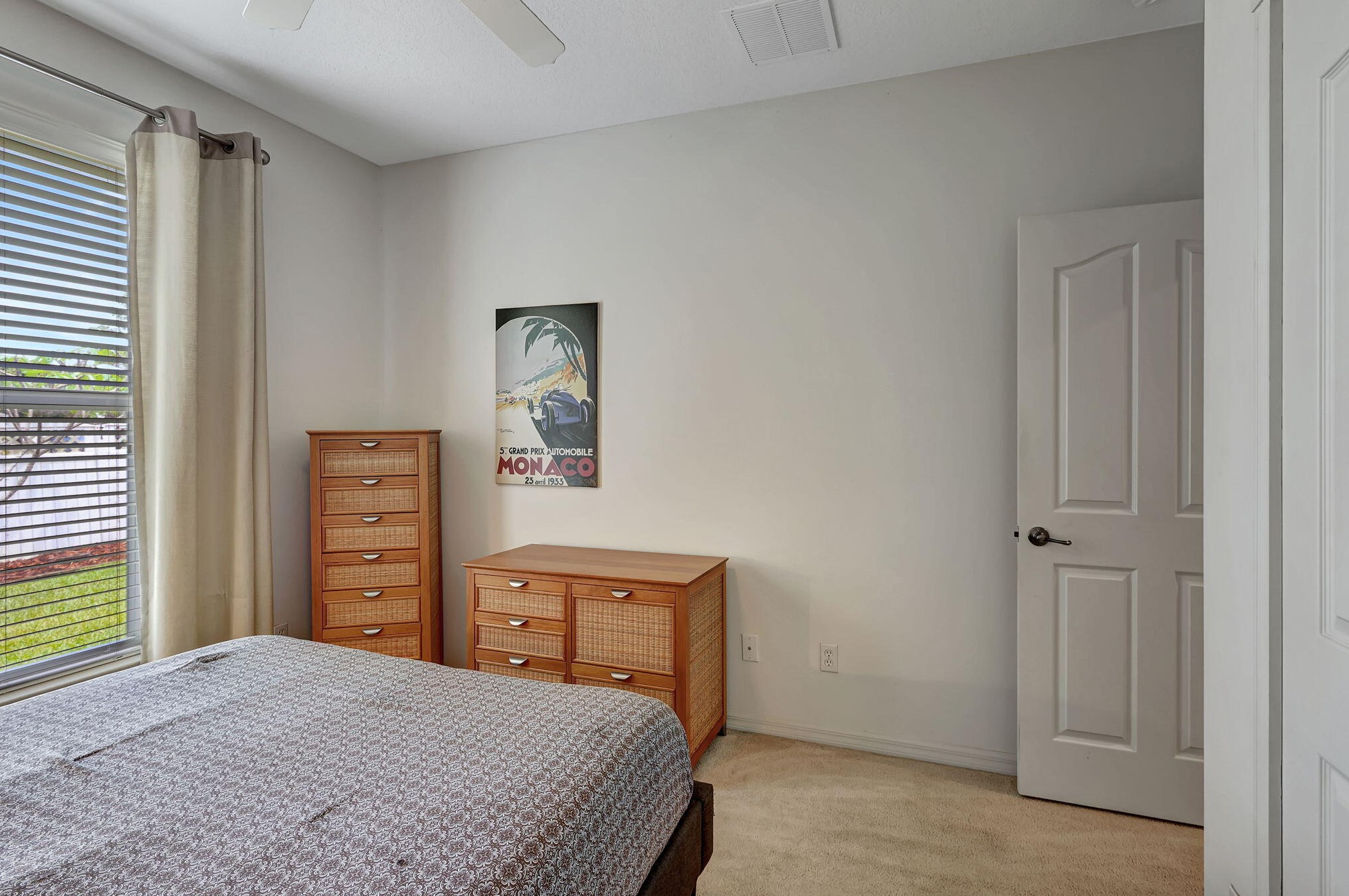 753 Essex Dr, Fort Pierce FL 34984-5216 exterior