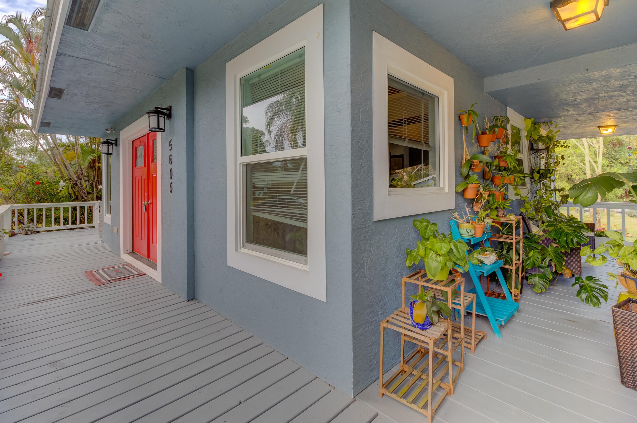 5605 Spruce Dr, Fort Pierce FL  34982-3872 exterior